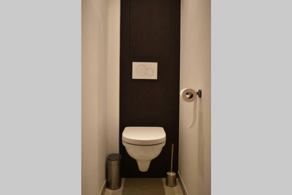 אוסטנדה Vernieuwd Appartement Op 200M Van De Zee מראה חיצוני תמונה